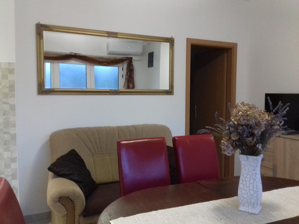 Apartment Venera ブラチェ エクステリア 写真